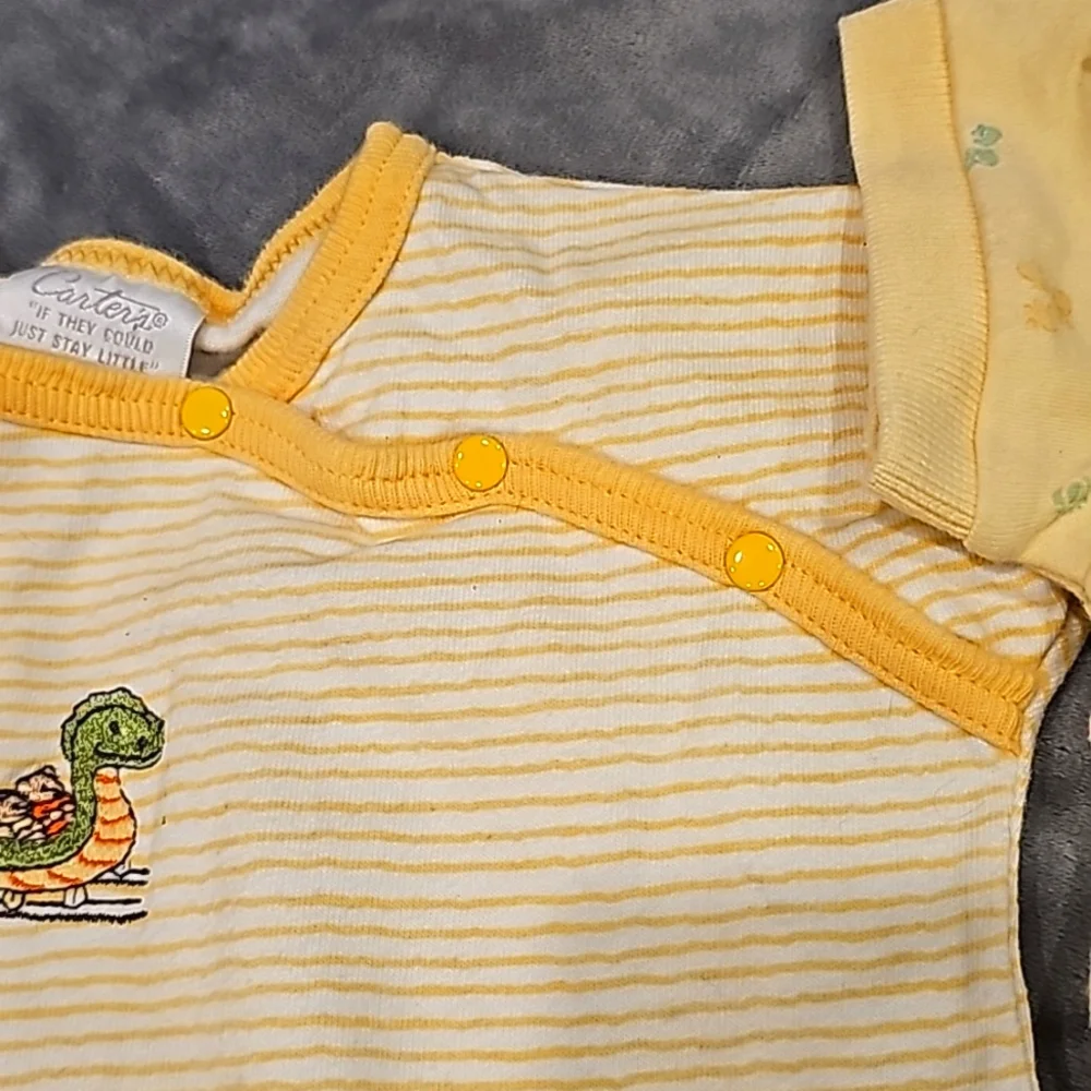 F Carters 3-6mo. unisex set, cute, yellow, teddy bear, button up, pristine